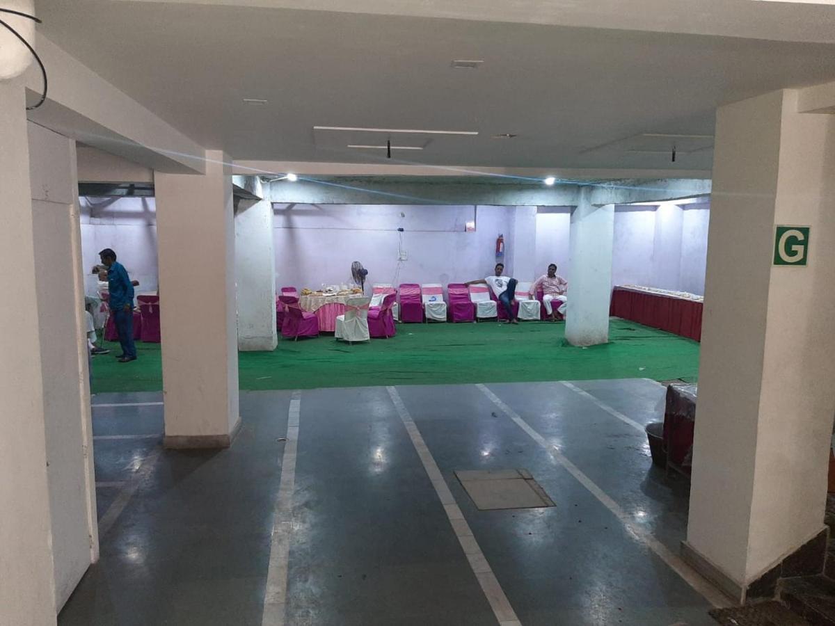 Taj 3 Start Hotel Agra (Uttar Pradesh)